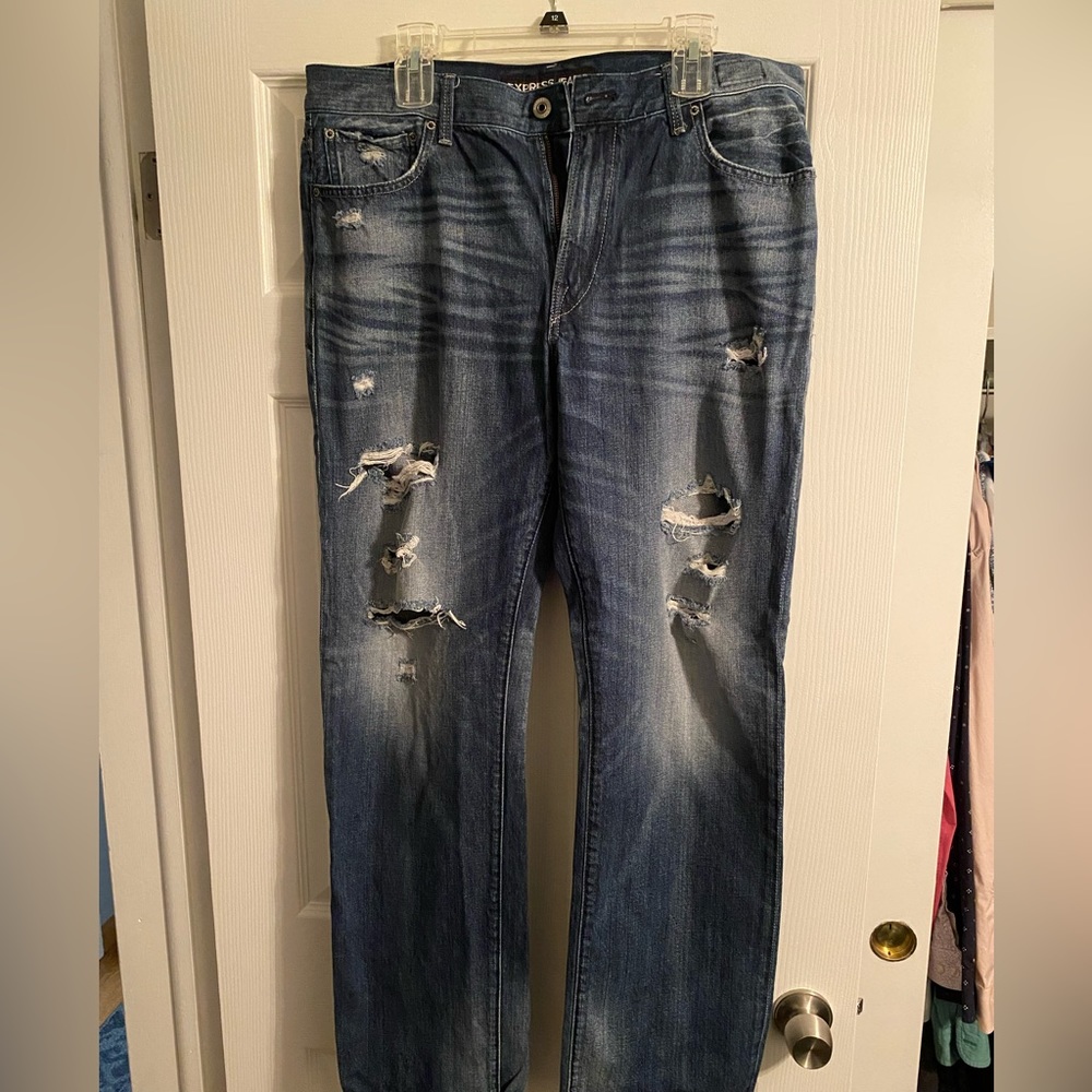 Express - Blake loose fit straight leg jeans 36x34